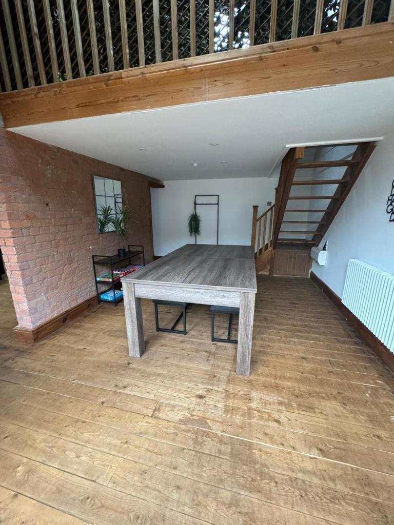 Victorian Retreat In Liverpool 노우슬리 외부 사진